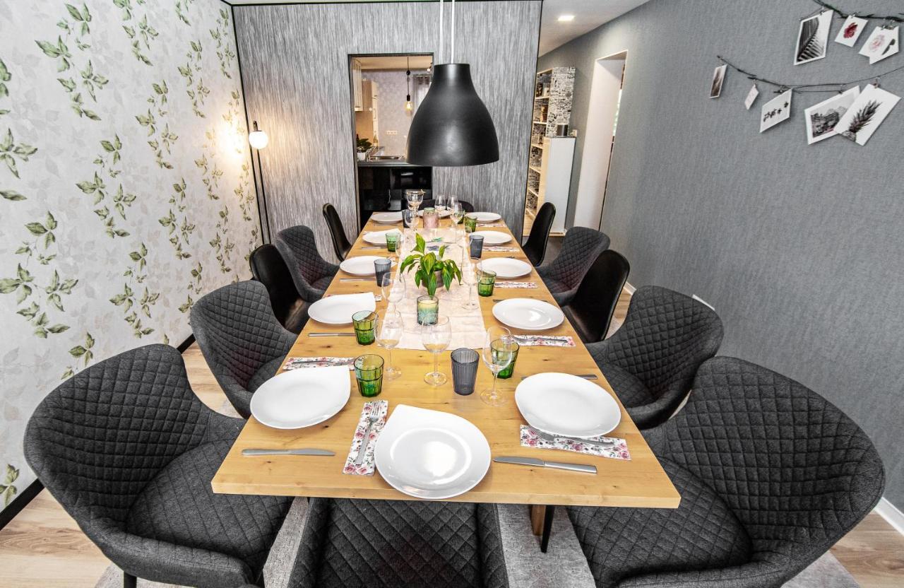 Bookeinfach Bad Ems - Private - Sauna Jacuzzi Whirlpool Swimmingpool Alahna Sup Beachvolleyball Billiards Ping Pong Cinema Theater Music Disco Ball Bbq Und Parkplaetze エクステリア 写真